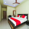 Отель OYO 27902 Center Point The Hotel, фото 4
