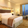 Отель DoubleTree by Hilton Hangzhou East, фото 6