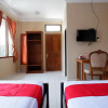 Отель RedDoorz near Terminal Wates Kulon Progo, фото 7