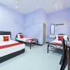Отель OYO 90660 Rayyans Roomstay, фото 6