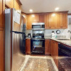 Отель Horizons 4 166 Updated Upstairs Unit with Private Washer Dryer, Walk to Town, On Shuttle Route to Lo, фото 7