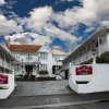 Отель Motel Mayfair on Cavell, фото 1