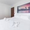 Отель Suitelowcost Limbiate - White в Лимбьяте