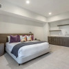 Отель Platinum Four Bedroom Suite 4 Apartment Hotel by Redawning, фото 3