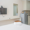 Отель Minimalist and Relaxing Studio Apartment at Springwood Residence, фото 3