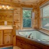 Отель Bear Hug by Escape to Blue Ridge, фото 6