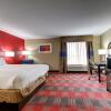 Отель Holiday Inn Express & Suites Jackson Downtown - Coliseum, an IHG Hotel, фото 37