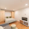 Отель Bright Studio On Capitol Hill-amazing Rooftop Studio Bedroom Condo by Redawning, фото 1