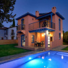 Отель The Olympians Beach Villas, фото 1