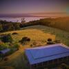 Отель Farm Stay & Iconic Water Views - 32 Zachary Drive, фото 19