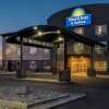 Отель Days Inn & Suites by Wyndham Yorkton, фото 35