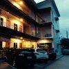 Отель Greenhouse Apartments в Нахоне Фаноме