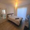 Отель Impeccable 4-bed House in Bilston, фото 2