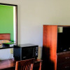 Отель Budget Inn and Suites, фото 27