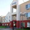 Отель Fairfield Inn & Suites by Marriott Arlington Six Flags в Арлингтоне