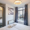 Отель Luxury Apartment Canal View Castlefield - Parking, фото 5