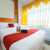 Отель RedDoorz @ Remigio Street Santa Cruz Manila, фото 21