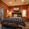 Отель 10 - Wild Horse Estate 5 Bedroom Cabin by Redawning, фото 7