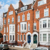 Отель Beautiful 2 Bed W Roof Terrace in Holland Park, фото 1