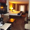 Отель Holiday Inn Express & Suites Clovis-Fresno Area, фото 4