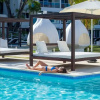 Отель Outstanding 1 Bedroom Apartment Pool View A, фото 5