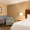 Отель Travelodge by Wyndham Richmond Hill, фото 7