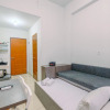 Отель Comfortable and Minimalist Studio at Dave Apartment, фото 3