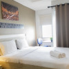 Отель Bright Studio Apartment at Springwood Residence, фото 5