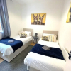 Отель Spacious 2-bed Apartment With Hot tub and Parking, фото 15