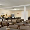 Отель Travelodge by Wyndham Kamloops Mountview, фото 17