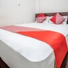 Отель OYO 93477 Almahyra Guest House Syariah, фото 16