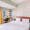 Отель Spacious And Comfy Studio At Tamansari Sudirman Apartment, фото 3