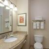 Отель Country Inn and Suites San Marcos, фото 8