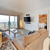 Отель Oceanfront W/ Pool - Steps To Beach! 2 Bedroom Condo, фото 10