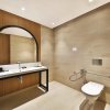 Отель DoubleTree by Hilton Dubai - Business Bay, фото 28