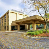 Отель Hampton Inn Cleveland-Westlake, фото 1