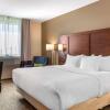 Отель Comfort Inn & Suites, фото 4