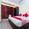 Отель OYO 28221 Near P&M Mall, фото 13