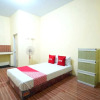 Отель OYO Life 92920 Rumah Kost Azca, фото 5
