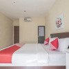 Отель OYO 1075 Rumah Indah Losari Inn, фото 11