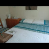 Отель Room in Guest Room - Double With Shared Bathroom Sleeps 1-2 Located 5 Minutes From Heathrow Dsbyr, фото 3
