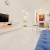 Отель Spacious And Comfortable 2Br At Sky House Bsd Apartment, фото 6