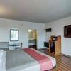 Отель Motel 6 Somerset, фото 9