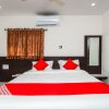Отель OYO 16048 Sri Raghavendra Inn, фото 24