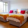 Отель Carvetii - Derwent House - Spacious 2nd floor flat, фото 1