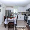 Отель Tasteful 2 Bedroom Suite near Marine Gateway by Elevate Rooms, фото 15