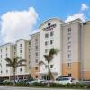 Отель Candlewood Suites Miami Intl Airport-36th St, an IHG Hotel, фото 1