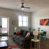 Отель FRONTDESK 1910 E 7th Ave Apts Historic Ybor Tampa, фото 3