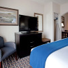 Отель Holiday Inn Express & Suites Hope Mills-Fayetteville Arpt, an IHG Hotel, фото 3