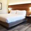 Отель Holiday Inn Express & Suites Albany, an IHG Hotel, фото 25
